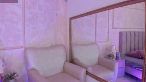 keirahartz online show from 12.20.25