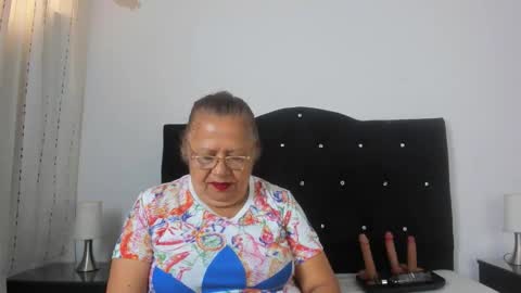   online show from 11.12.25