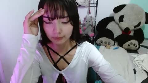 Snapshot of keity_russo03 chatting on 10.22.25 annie rosse16 online show from 10.22.25