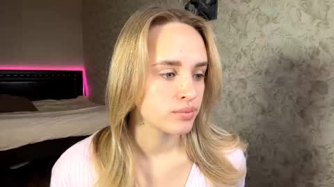 Sylvia online show from 11.21.25