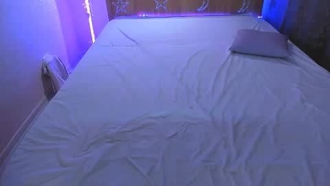 Snapshot of kellefox chatting on 02.25.25 Linda online show from 02.25.25