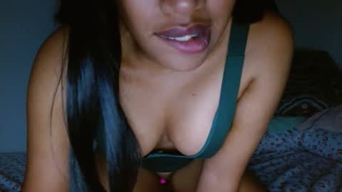 Snapshot of kelliecapri chatting on 12.10.24 Kellie online show from 12.10.24