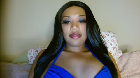 Snapshot of kelliecapri chatting on 01.05.25 Kellie online show from 01.05.25