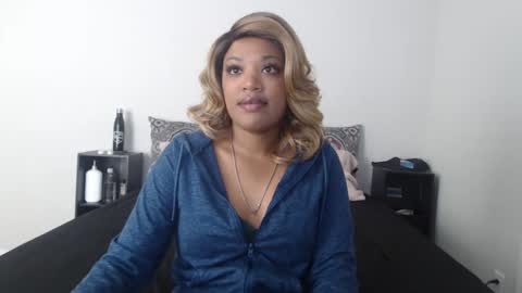 Snapshot of kelliecapri chatting on 02.16.25 Kellie online show from 02.16.25