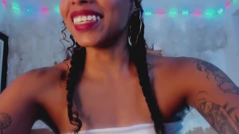 kelly__thomson online show from 01.20.25