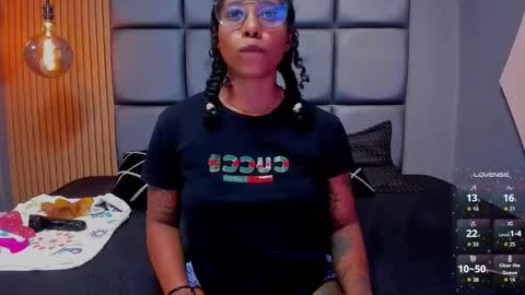 kelly__thomson online show from 01.10.26