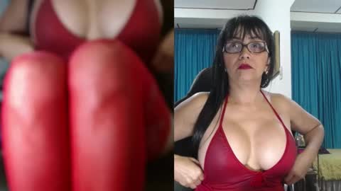 Snapshot of kelly_squirting chatting on 04.29.26 KELLY online show from 04.29.26