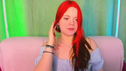 Kellyfiery online show from 04.11.26