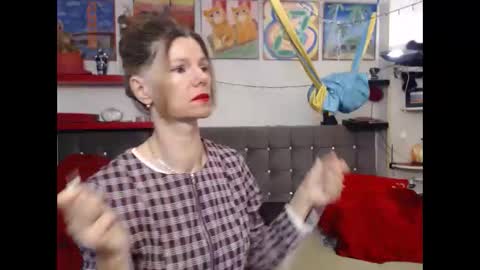 kelly online show from 10.04.25