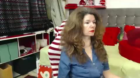 kelly online show from 12.23.25