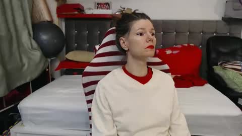 Snapshot of kellynumber chatting on 02.15.26 kelly online show from 02.15.26