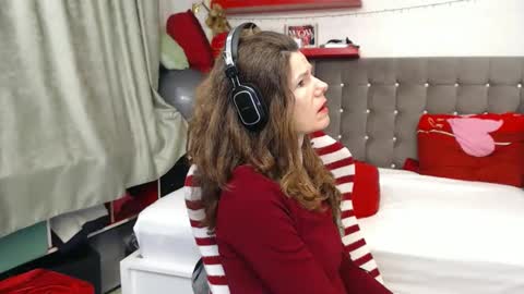 Snapshot of kellynumber chatting on 02.24.26 kelly online show from 02.24.26