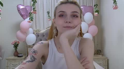 Kelly Stoneys online show from 03.07.25