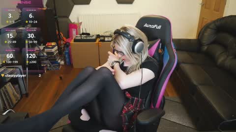 Snapshot of kelseycobalt chatting on 12.03.24 kelseycobalt online show from 12.03.24