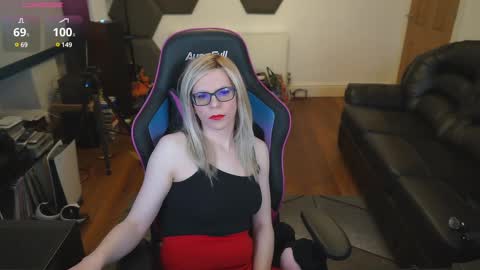 Snapshot of kelseycobalt chatting on 03.09.25 kelseycobalt online show from 03.09.25