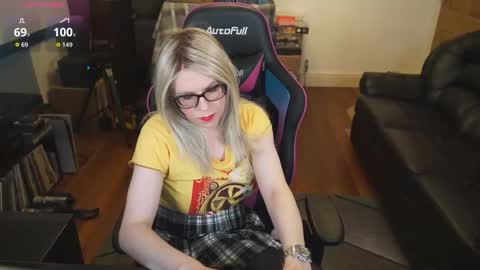 Snapshot of kelseycobalt chatting on 10.16.25 kelseycobalt online show from 10.16.25