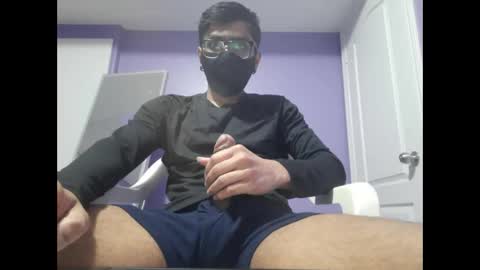 Snapshot of ken771 chatting on 05.19.26 ken771 online show from 05.19.26