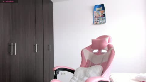 Snapshot of kendal_hot1 chatting on 02.07.26 Aleja3 online show from 02.07.26