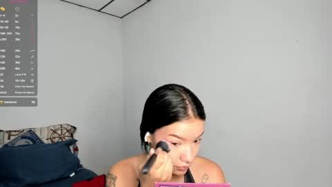 Kendal online show from 02.21.25