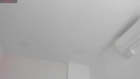 Snapshot of kendall__fox chatting on 09.11.25 Kendall online show from 09.11.25