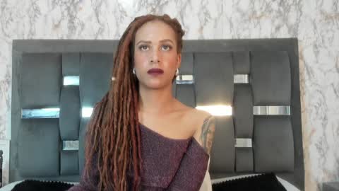 Snapshot of kendall__quinn chatting on 12.20.24 Kendall online show from 12.20.24