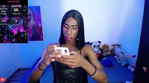 Snapshot of kendallgil_ chatting on 10.02.25 kendallgil_ online show from 10.02.25