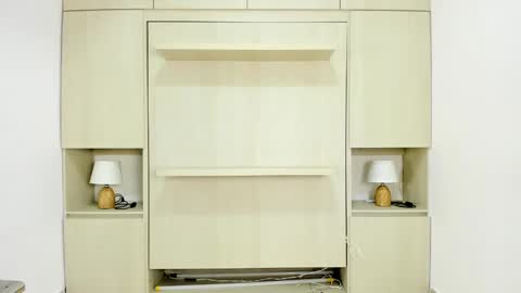 Kendal online show from 01.09.25