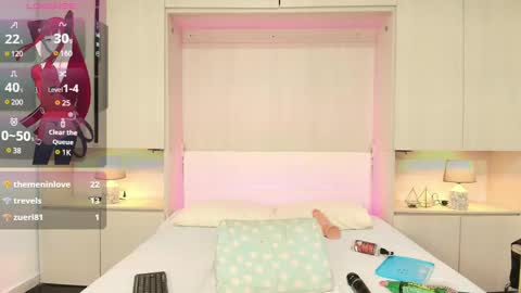 Kendal online show from 02.28.25