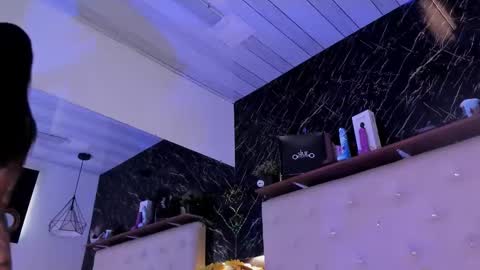 Kendall online show from 01.18.26