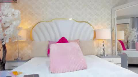 Kendal  online show from 02.21.26