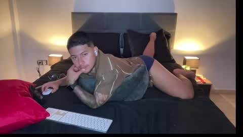 kende_tatt online show from 07.31.26