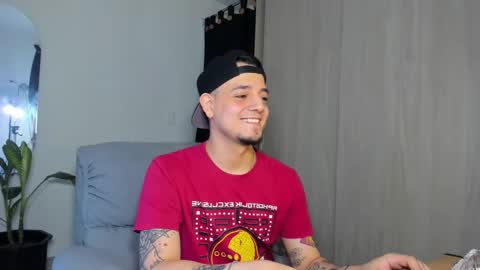 Snapshot of kendel_dimitri chatting on 03.01.25 kendel_dimitri online show from 03.01.25