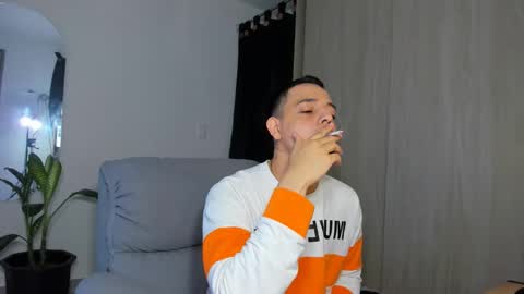 Snapshot of kendel_dimitri chatting on 03.02.25 kendel_dimitri online show from 03.02.25