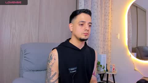 Snapshot of kendel_dimitri chatting on 09.28.25 kendel_dimitri online show from 09.28.25