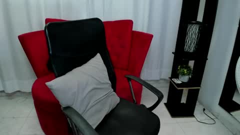 Snapshot of kendra_hot chatting on 06.05.26 Kendra Hot online show from 06.05.26