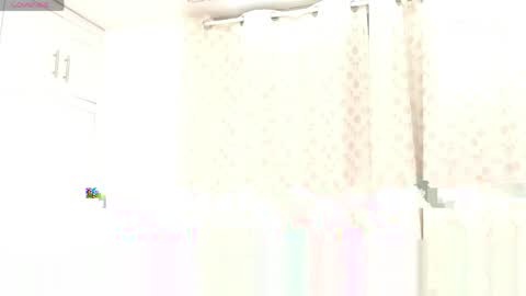 Snapshot of kendra_luux chatting on 05.13.26 Kendra Luux online show from 05.13.26