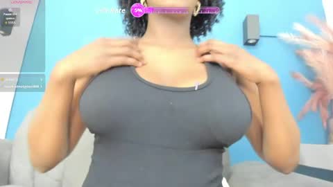 kendrachavez_ online show from 04.03.26