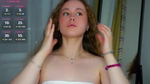 Kira online show from 10.16.25