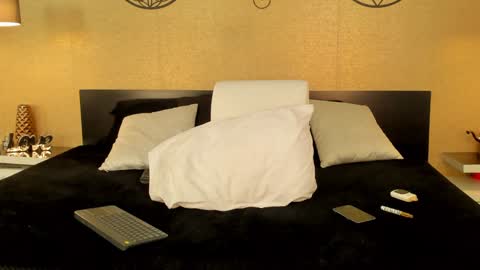 KENDRA online show from 01.26.25