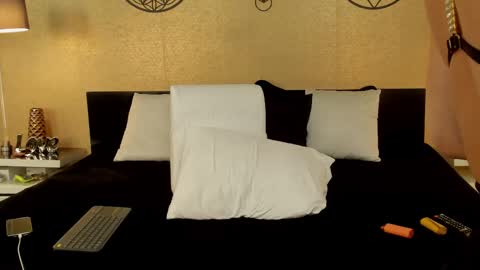 KENDRA online show from 02.16.25