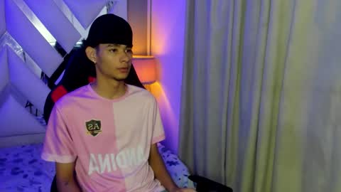 kenix online show from 11.15.25