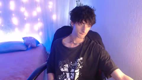 Snapshot of kenny__hot chatting on 01.22.25 kenny online show from 01.22.25