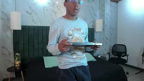 Kenny Thompson online show from 02.26.26