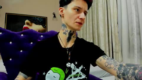 Snapshot of kennyvibe chatting on 02.21.26 kennyvibe online show from 02.21.26