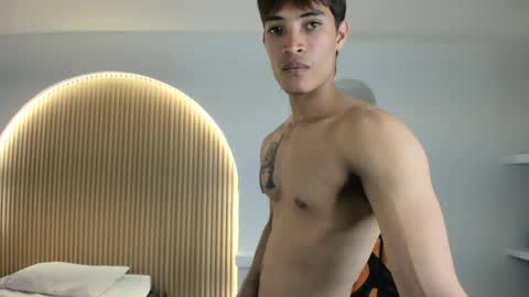 Snapshot of kenshi_roa chatting on 04.23.26 kenshi_roa online show from 04.23.26