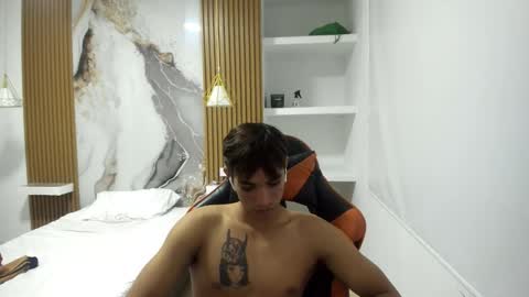 Snapshot of kenshi_roa chatting on 05.05.26 kenshi_roa online show from 05.05.26