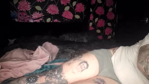 Snapshot of kenton1989183818 chatting on 04.15.26 kenton1989183818 online show from 04.15.26