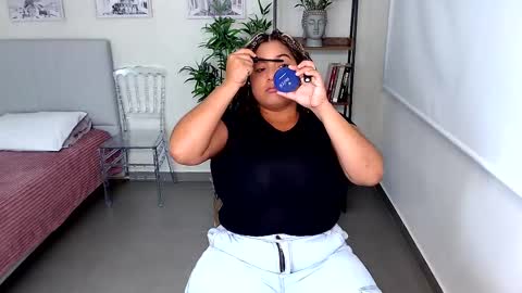 Kenya Buhle online show from 02.17.25