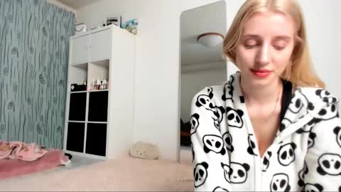 Kenzie online show from 01.25.25