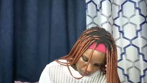 Snapshot of kering_lovly chatting on 10.31.25 kering_lovly online show from 10.31.25